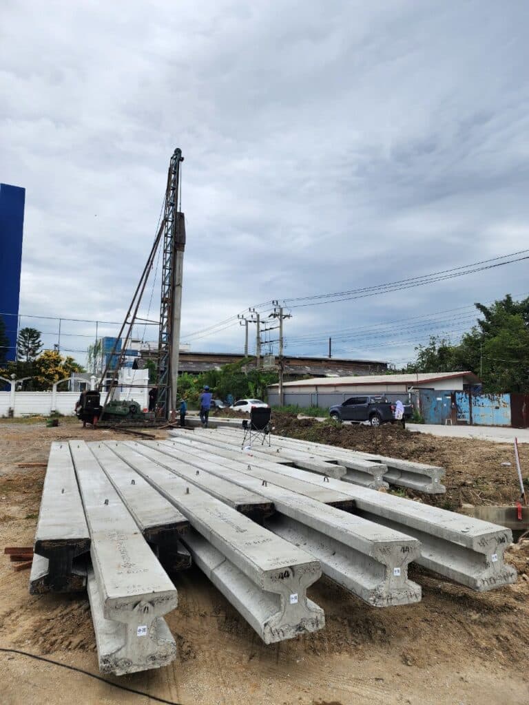 ขั้นตอนงานตอกเสาเข็มปั้นจั่นใหญ่หน้างานจริง