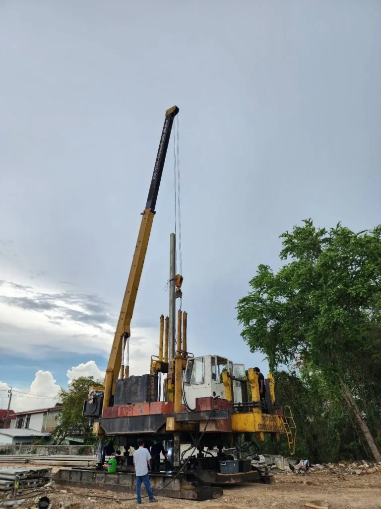 งานกดเสาเข็ม I22 จำนวน 52 ต้น ด้วยระบบไฮดรอลิก เขตดอนเมือง กรุงเทพมหานคร